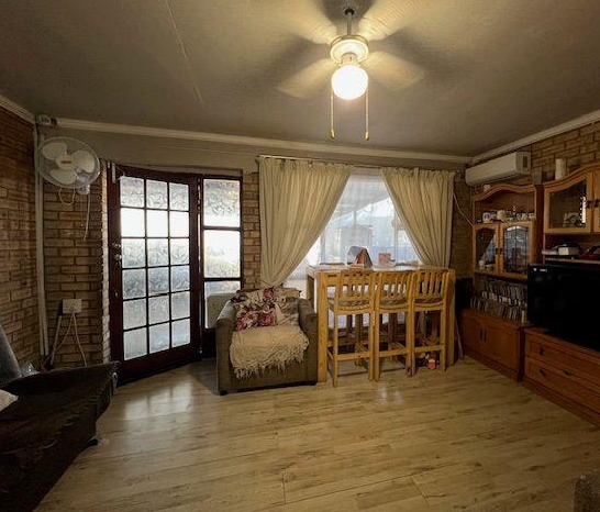 3 Bedroom Property for Sale in Oos Einde North West